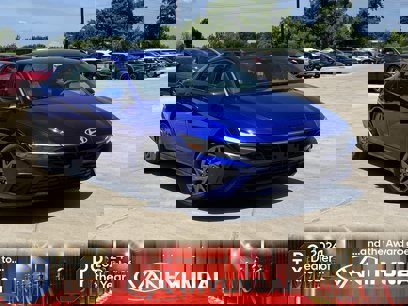 Used 2024 Hyundai Elantra SEL