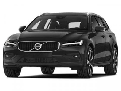 New 2024 Volvo V60 B5 Cross Country Ultimate w/ Protection Package Premier