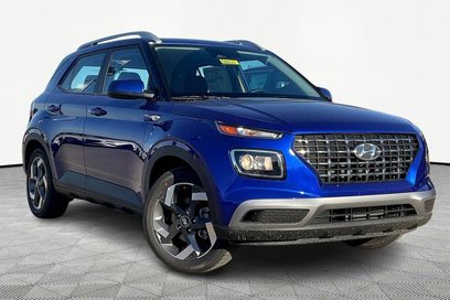 New 2025 Hyundai Venue SEL
