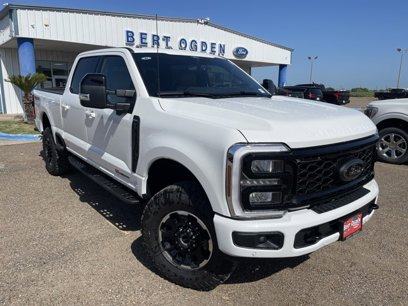New 2025 Ford F250 Lariat w/ Lariat Ultimate Package