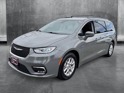 Used 2022 Chrysler Pacifica Touring-L