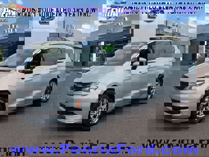 Used 2022 Chrysler Voyager LX