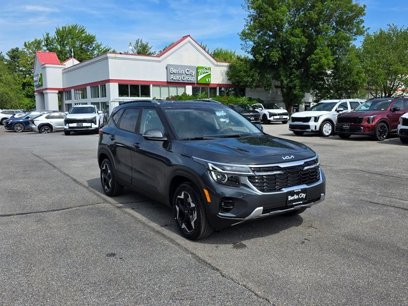 New 2025 Kia Seltos S