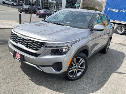 Used 2022 Kia Seltos LX