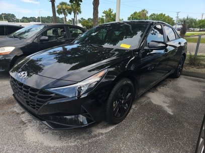 Used 2022 Hyundai Elantra SEL w/ Convenience Package