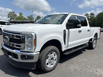 New 2025 Ford F250 XLT