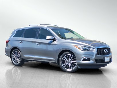 Used 2016 INFINITI QX60 FWD w/ Deluxe Technology Package