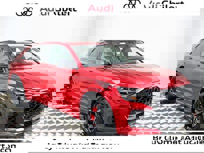 New 2025 Audi RS Q8 performance