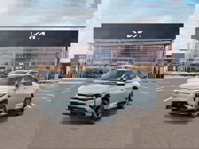 New 2025 Kia K4 LXS