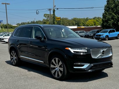 New 2025 Volvo XC90 T8 Plus w/ Protection Package Premier