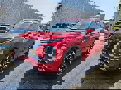New 2025 Mitsubishi Outlander SEL