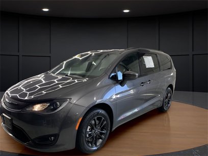 Used 2020 Chrysler Pacifica Touring-L