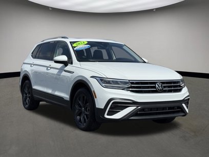 Certified 2024 Volkswagen Tiguan SE w/ Panoramic Sunroof Package