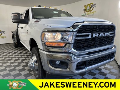 New 2024 RAM 3500 Tradesman w/ Chrome Appearance Group