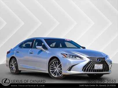 Used 2025 Lexus ES 300h w/ Premium Package