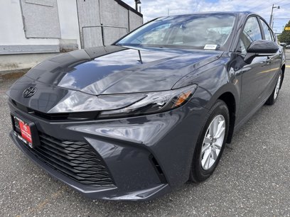 New 2025 Toyota Camry LE