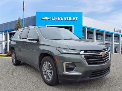 Used 2023 Chevrolet Traverse LT