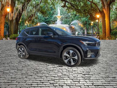 Certified 2025 Volvo XC40 B5 Core w/ Protection Package Premier