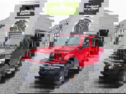 New 2024 Jeep Wrangler Unlimited w/ Convenience Group
