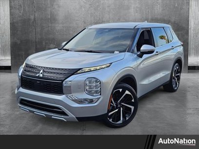 Used 2024 Mitsubishi Outlander SE