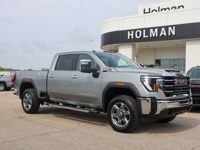 New 2025 GMC Sierra 2500 SLT w/ SLT Premium Package
