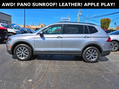 Used 2020 Volkswagen Tiguan SE w/ Panoramic Sunroof Package