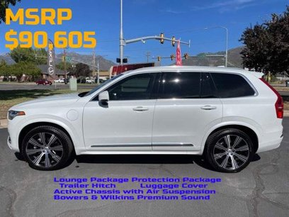 Used 2025 Volvo XC90 T8 Ultra w/ Lounge Package