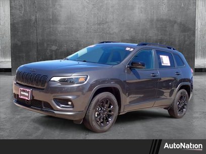 Used 2023 Jeep Cherokee Altitude Lux