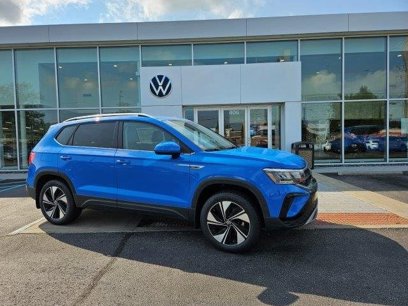 New 2024 Volkswagen Taos SE