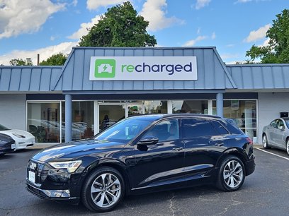 Used 2021 Audi e-tron Premium Plus w/ Premium Plus Package
