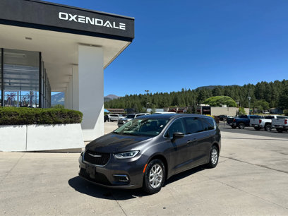 Used 2023 Chrysler Pacifica Touring-L