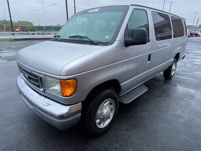 Used 2007 Ford E-350 and Econoline 350 XLT