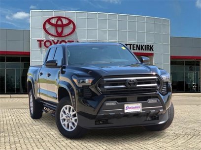 Used 2025 Toyota Tacoma SR5