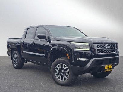 Used 2024 Nissan Frontier SL w/ Technology Package