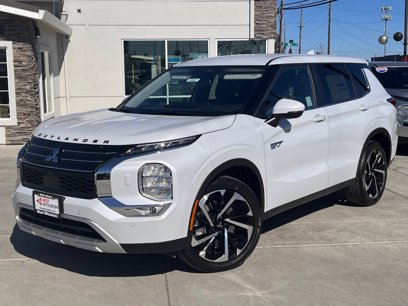 New 2025 Mitsubishi Outlander SE
