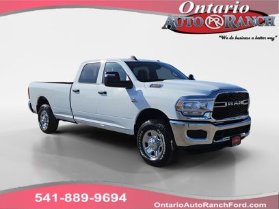New 2024 RAM 3500 Tradesman w/ Chrome Appearance Group