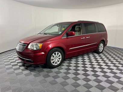 Used 2016 Chrysler Town & Country Touring w/ Driver Convenience Group
