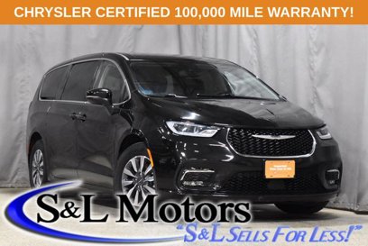 Certified 2023 Chrysler Pacifica Touring-L