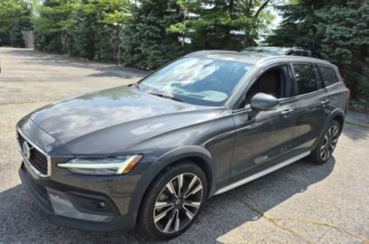 Certified 2024 Volvo V60 B5 Cross Country Ultimate