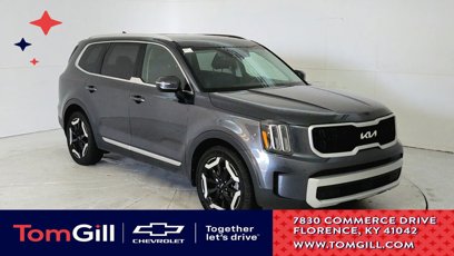 Used 2024 Kia Telluride EX w/ EX Captain's Chair Package