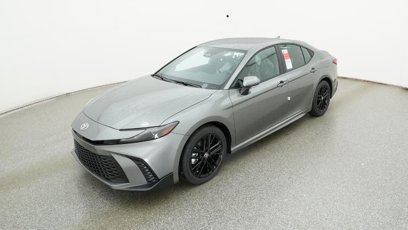 New 2025 Toyota Camry SE