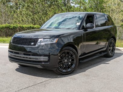 New 2025 Land Rover Range Rover SE