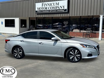 Used 2022 Nissan Altima 2.5 SV