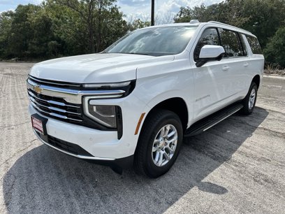 New 2026 Chevrolet Suburban LT