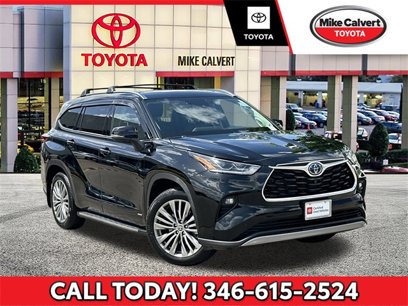 Certified 2022 Toyota Highlander Platinum