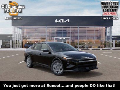 New 2025 Kia K4 LX