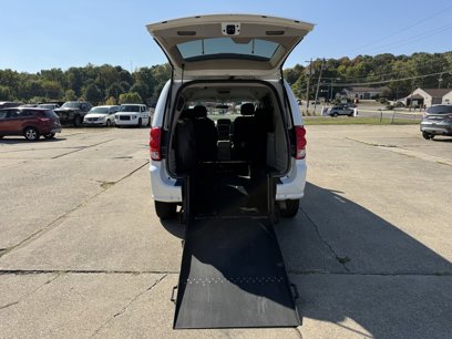 Used 2014 Dodge Grand Caravan SXT w/ Rear Park Assist Package