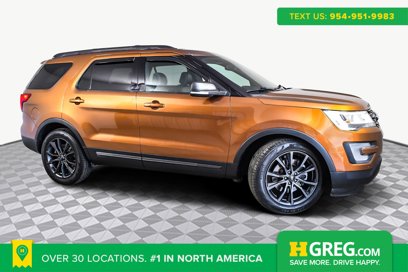 Used 2017 Ford Explorer XLT w/ Equipment Group 202A