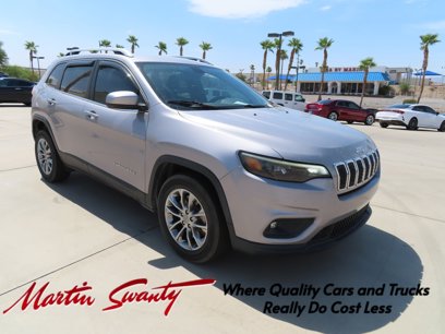 Used 2019 Jeep Cherokee Latitude Plus w/ Comfort/Convenience Group