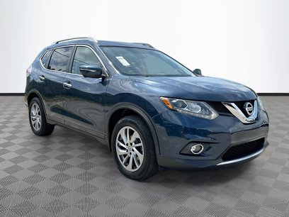 Used 2015 Nissan Rogue SL w/ SL Premium Package